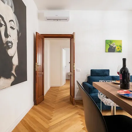 10' From The Sea, Modern In The Center Appartement *