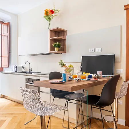 10' From The Sea, Modern In The Center Cagliari