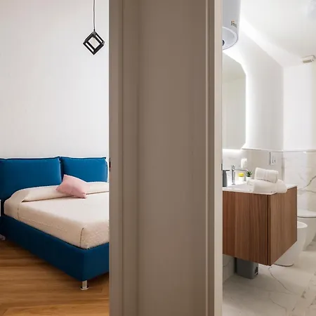 10' From The Sea, Modern In The Center شقة كالياري
